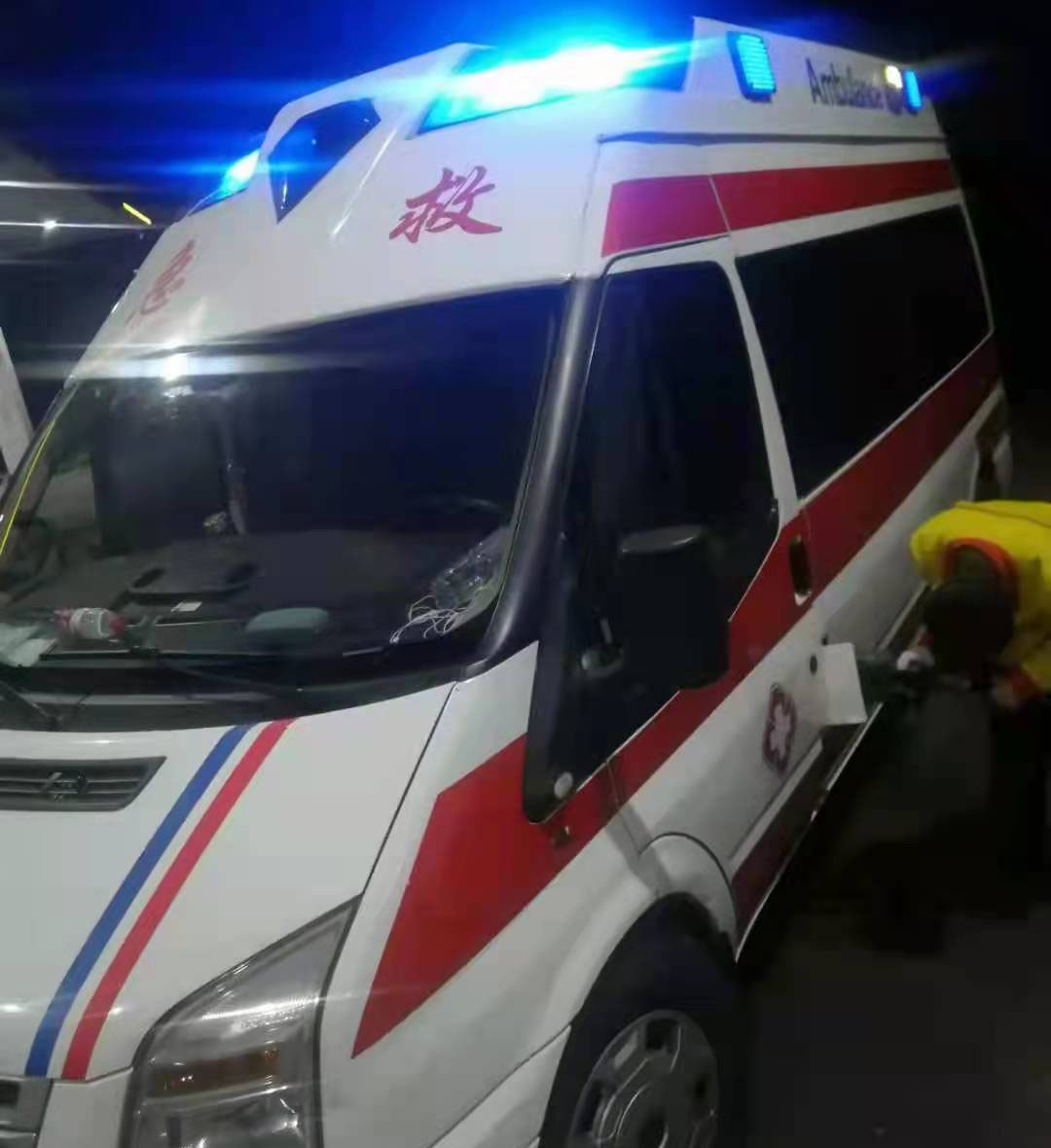 乳源瑶族自治县专业救护车出租